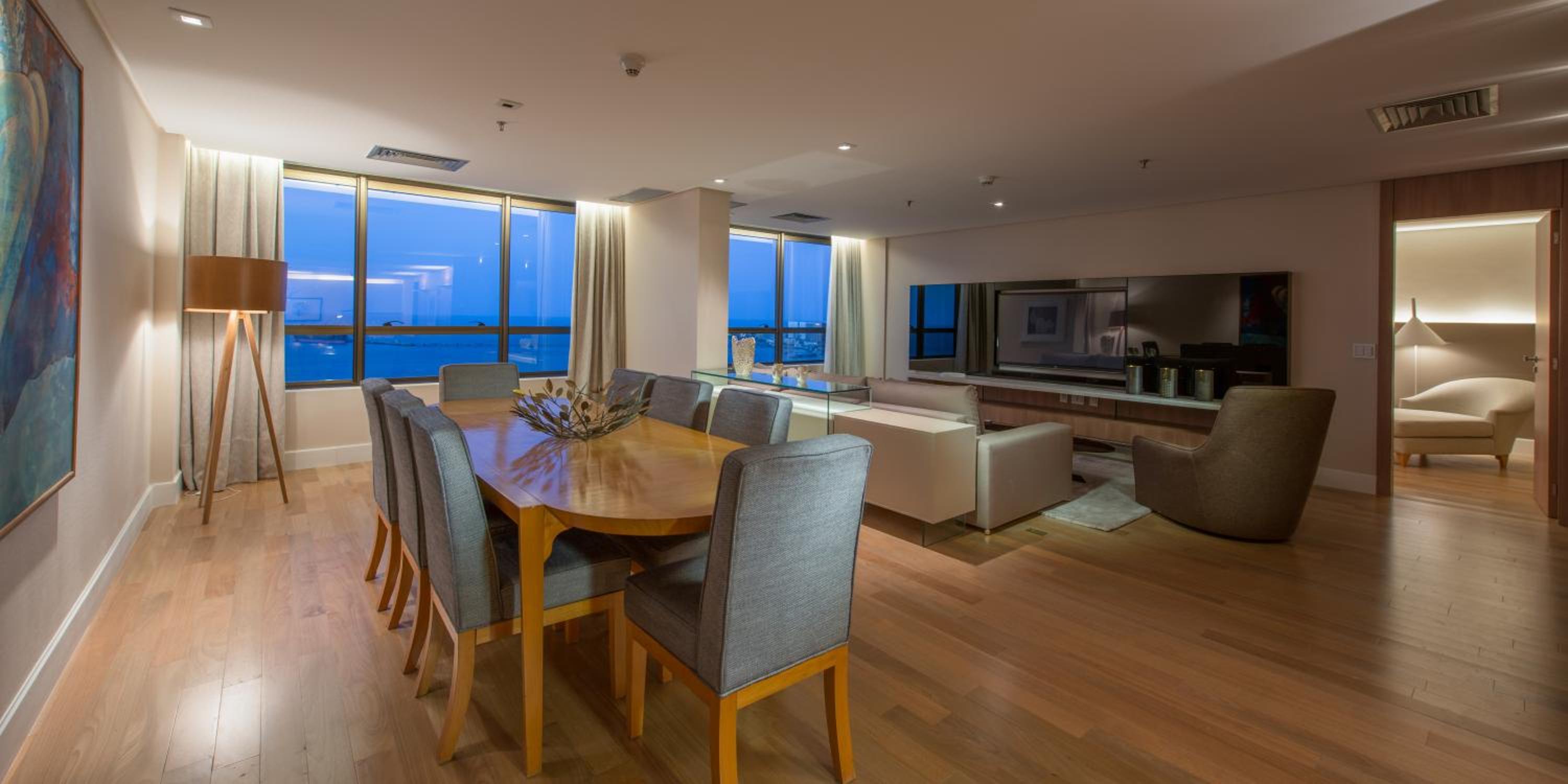 King Suite with Sea View