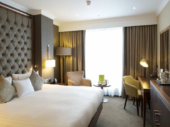 Premium Deluxe King Room