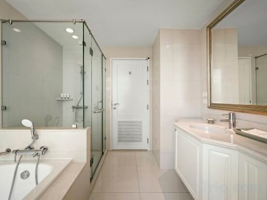Three Bedroom Executive Suite