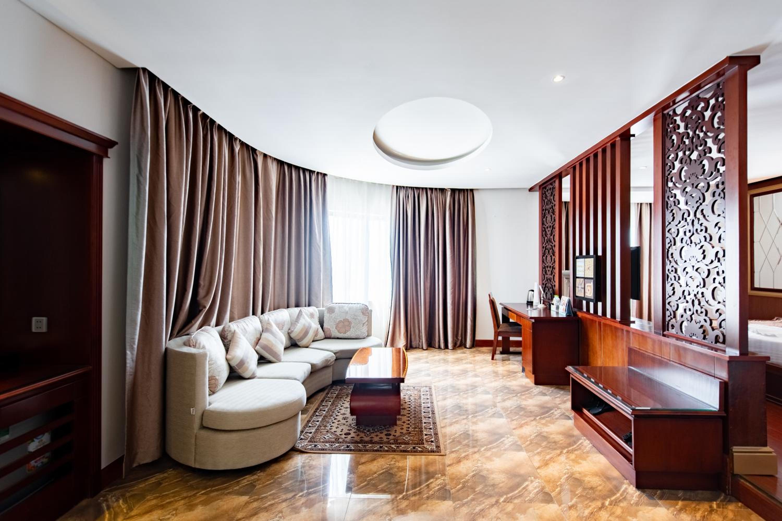 Triple Room with City View