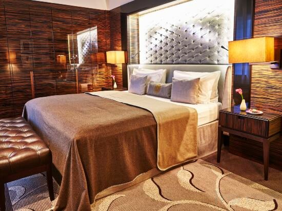 Grand Deluxe Room Non Smoking