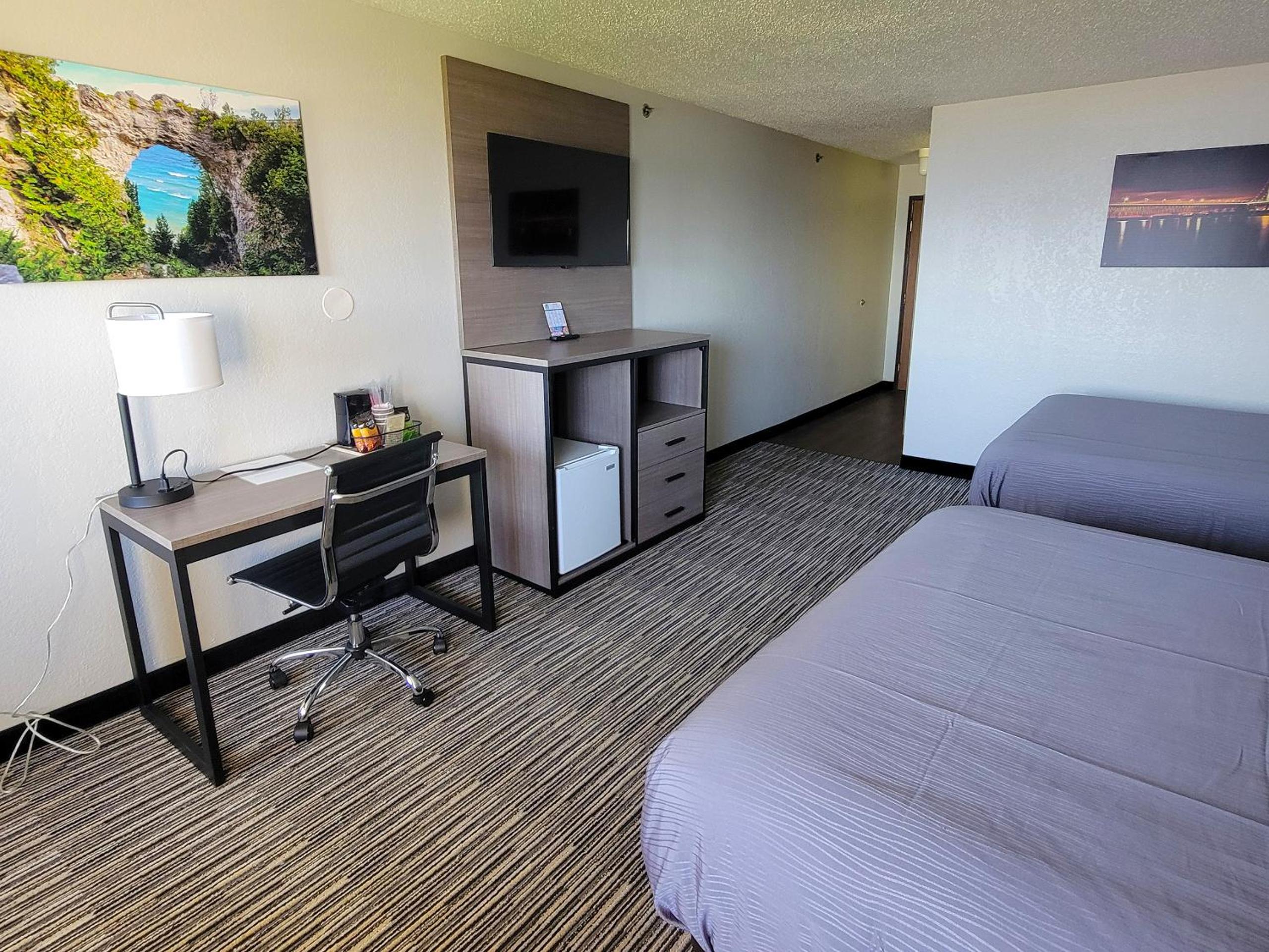 Queen Room With Two Queen Beds