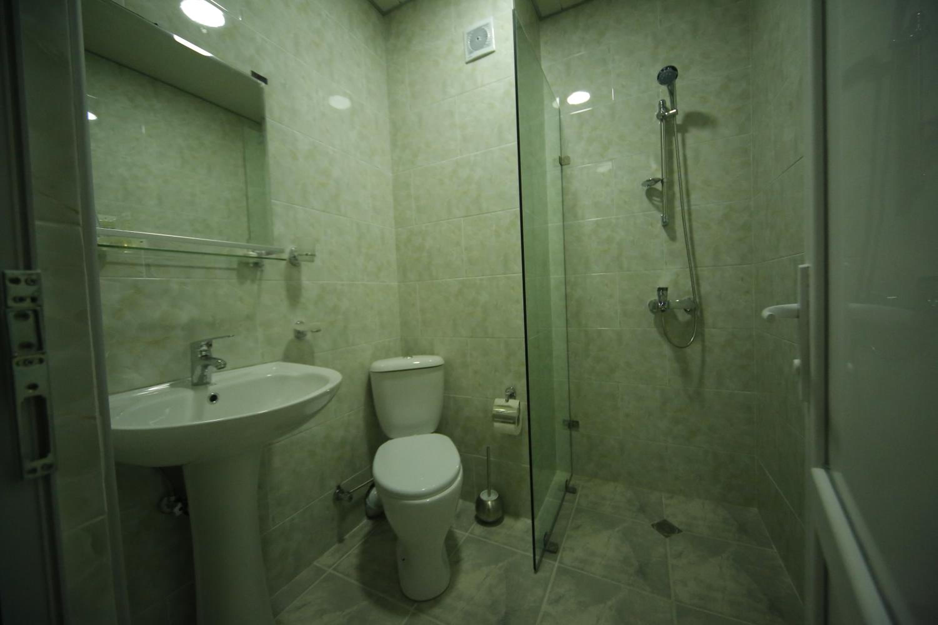 Triple Room with Bath