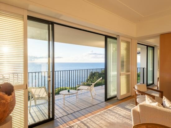 Executive Ocean Front Suite King