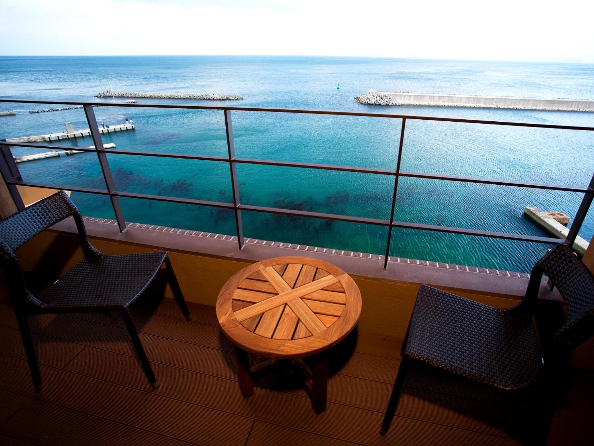 Suite Room with Open-Air Bath - Non-Smoking (2nd-4th Floor)