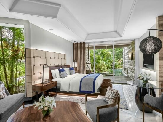 Luxury King Room With Pool Access, Club Millesime Access