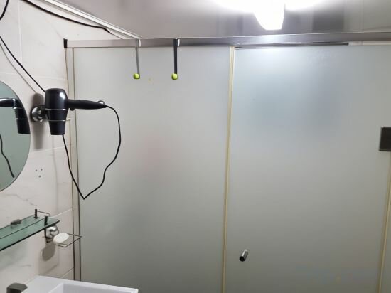 Private Single Room with Shared Bathroom