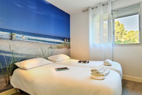 Standard Double or Twin Room в Logis Les Vagues