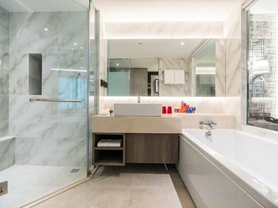 One Bedroom Premier Suite