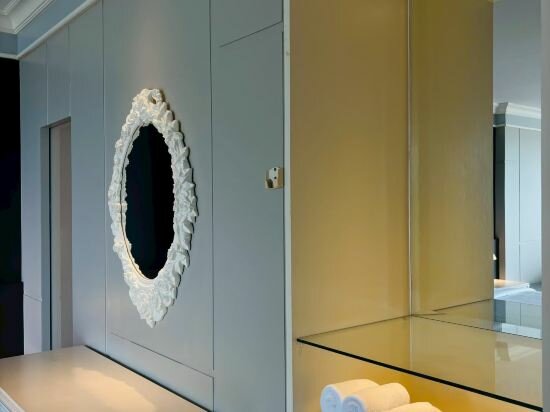 Deluxe Family Sea View Room