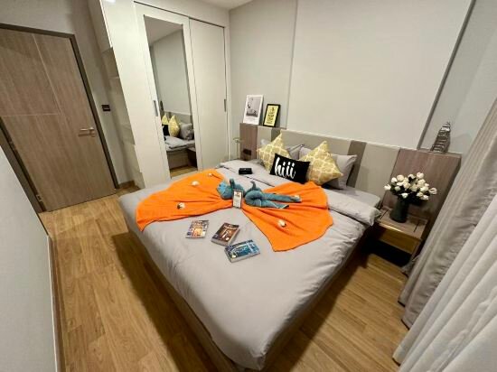 Three-Bedroom Deluxe Apartment