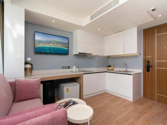 One Bedroom Deluxe No View