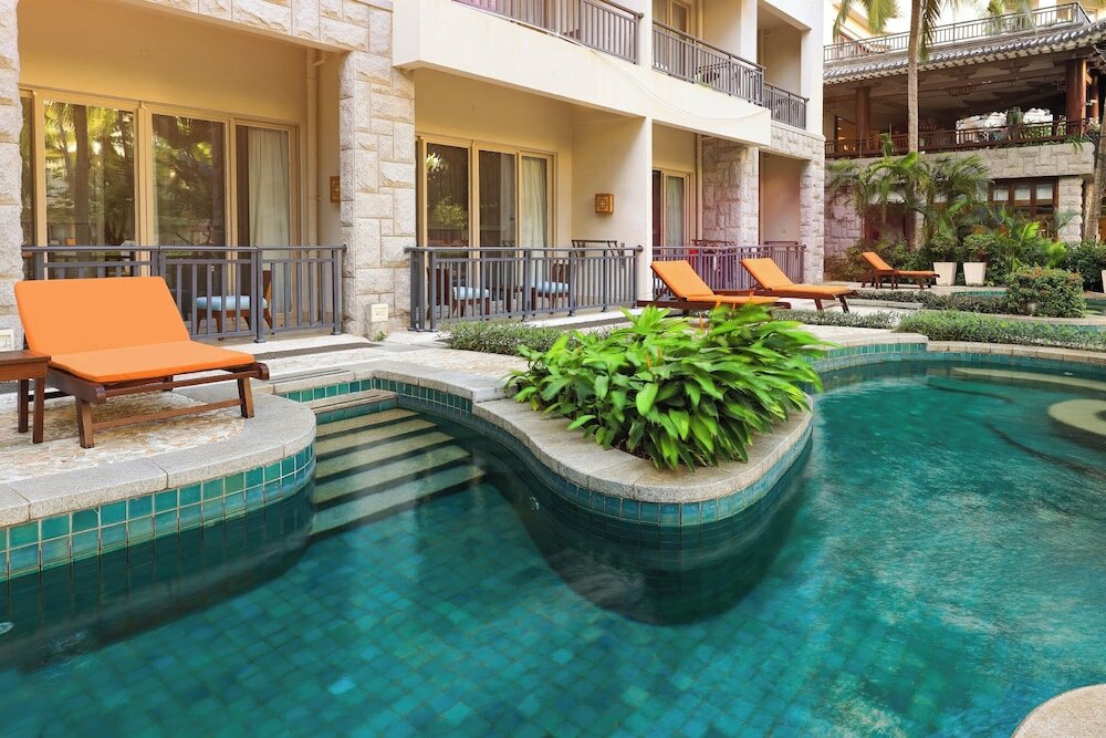 Signature Room, 2 Twin Beds (Swiss. with Swimming Pool)