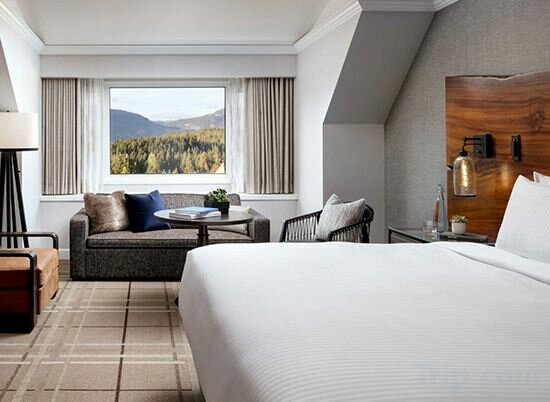 Deluxe 2 Queens View Room