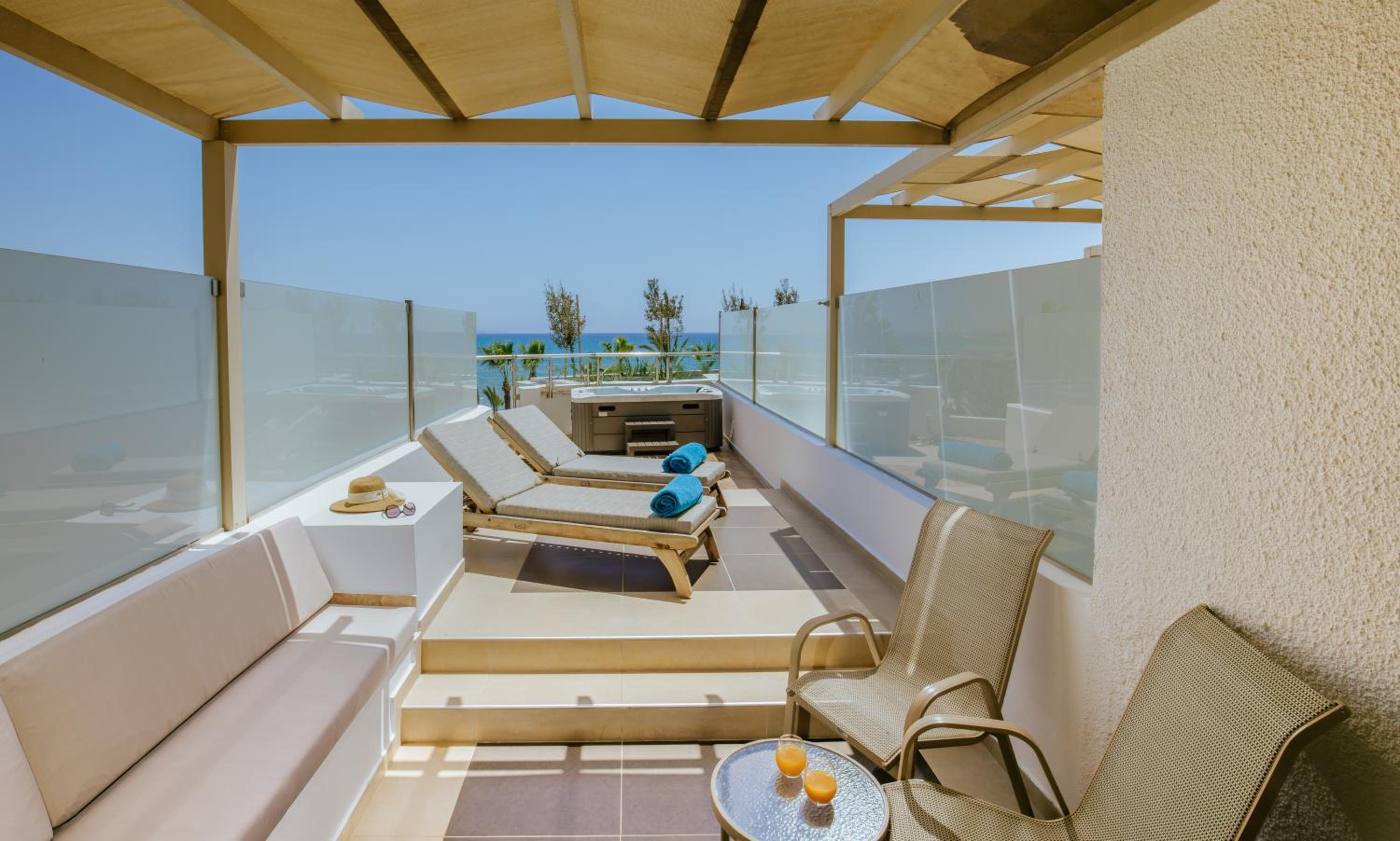 Junior Suite With Private Outdoor Hot Tub