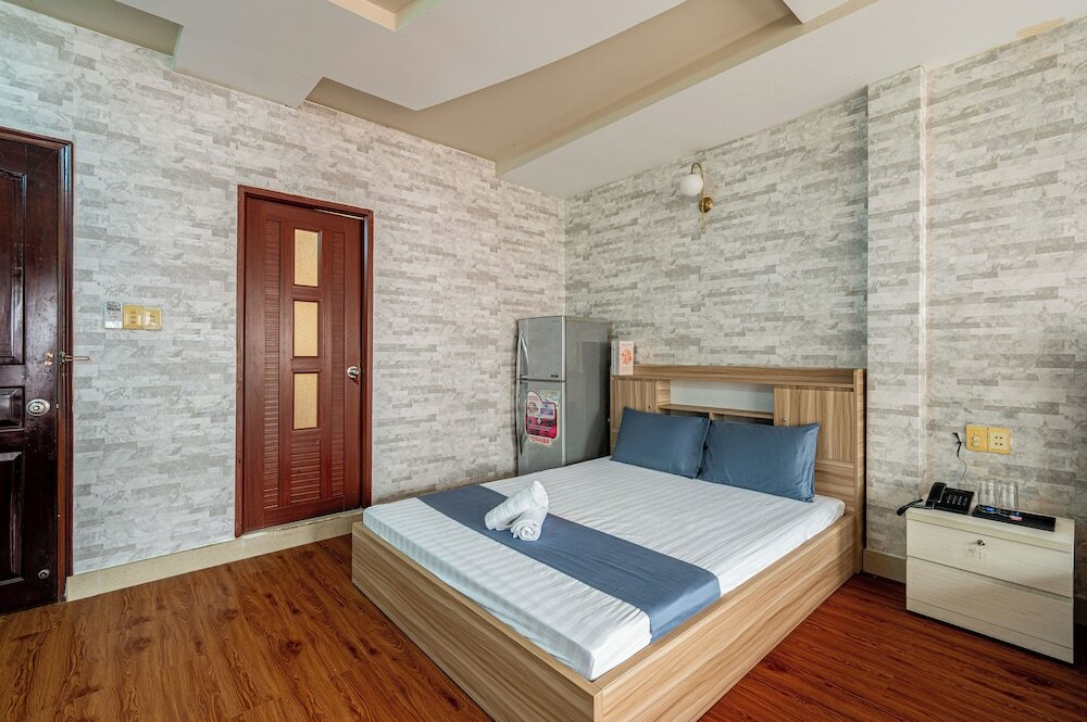 Family Triple Room, City View