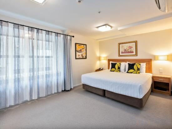 Executive Suite with Spa Bath