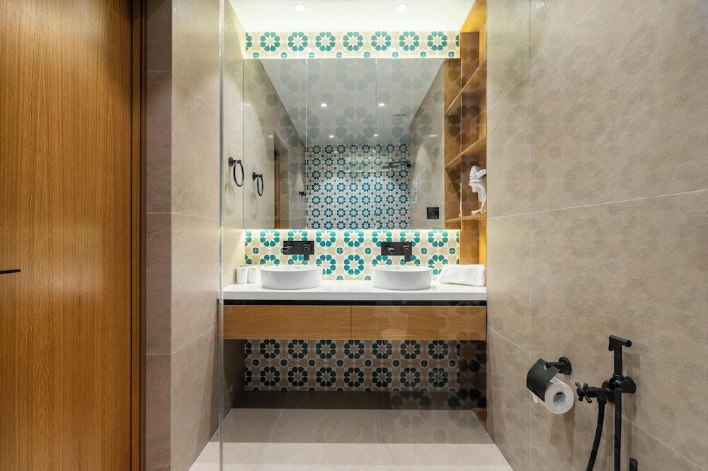 Triple Room, City View