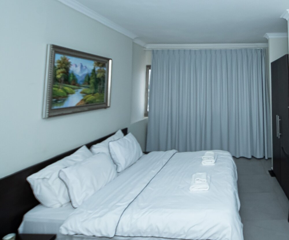 Deluxe Room, City View
