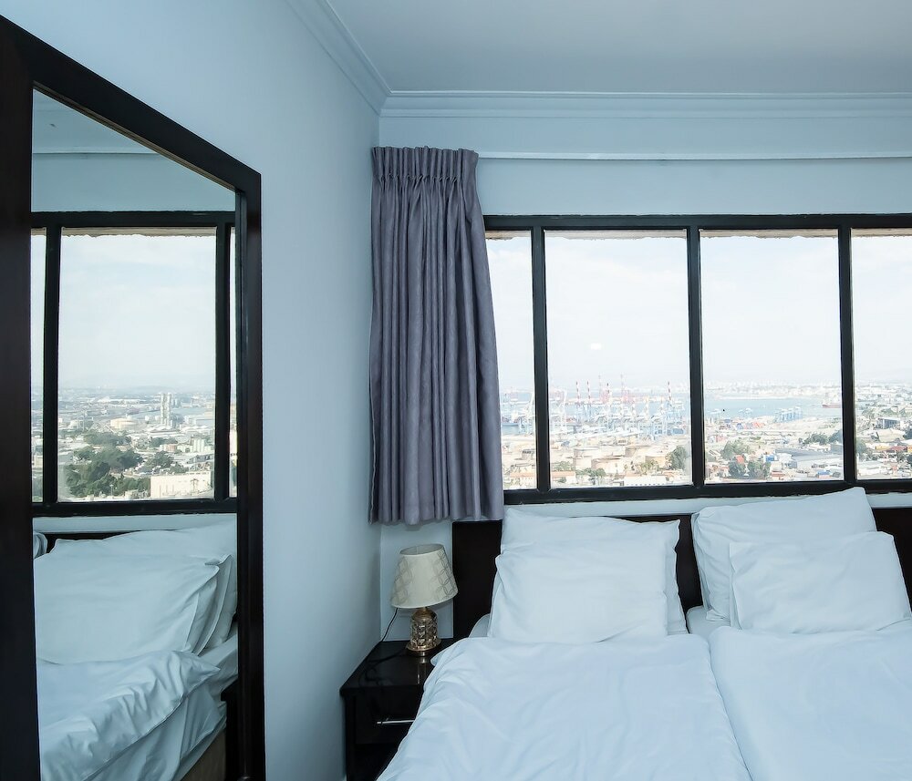 Deluxe Room, City View