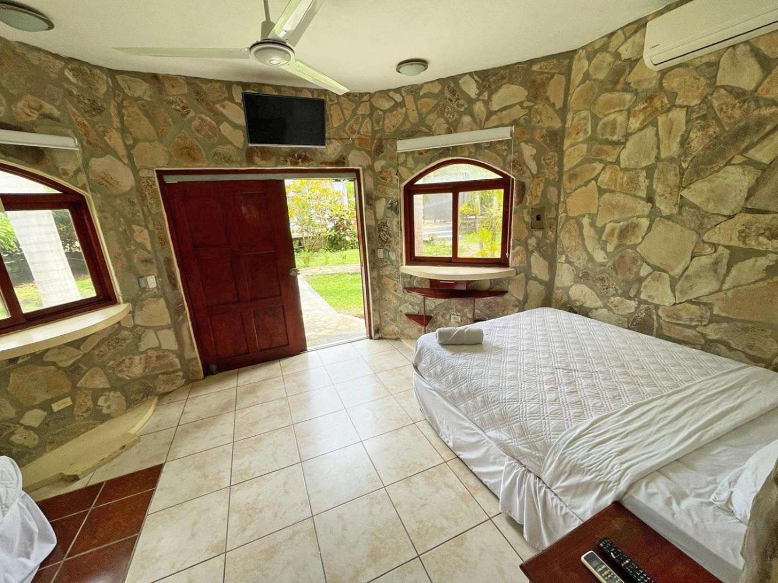 One-Bedroom Villa