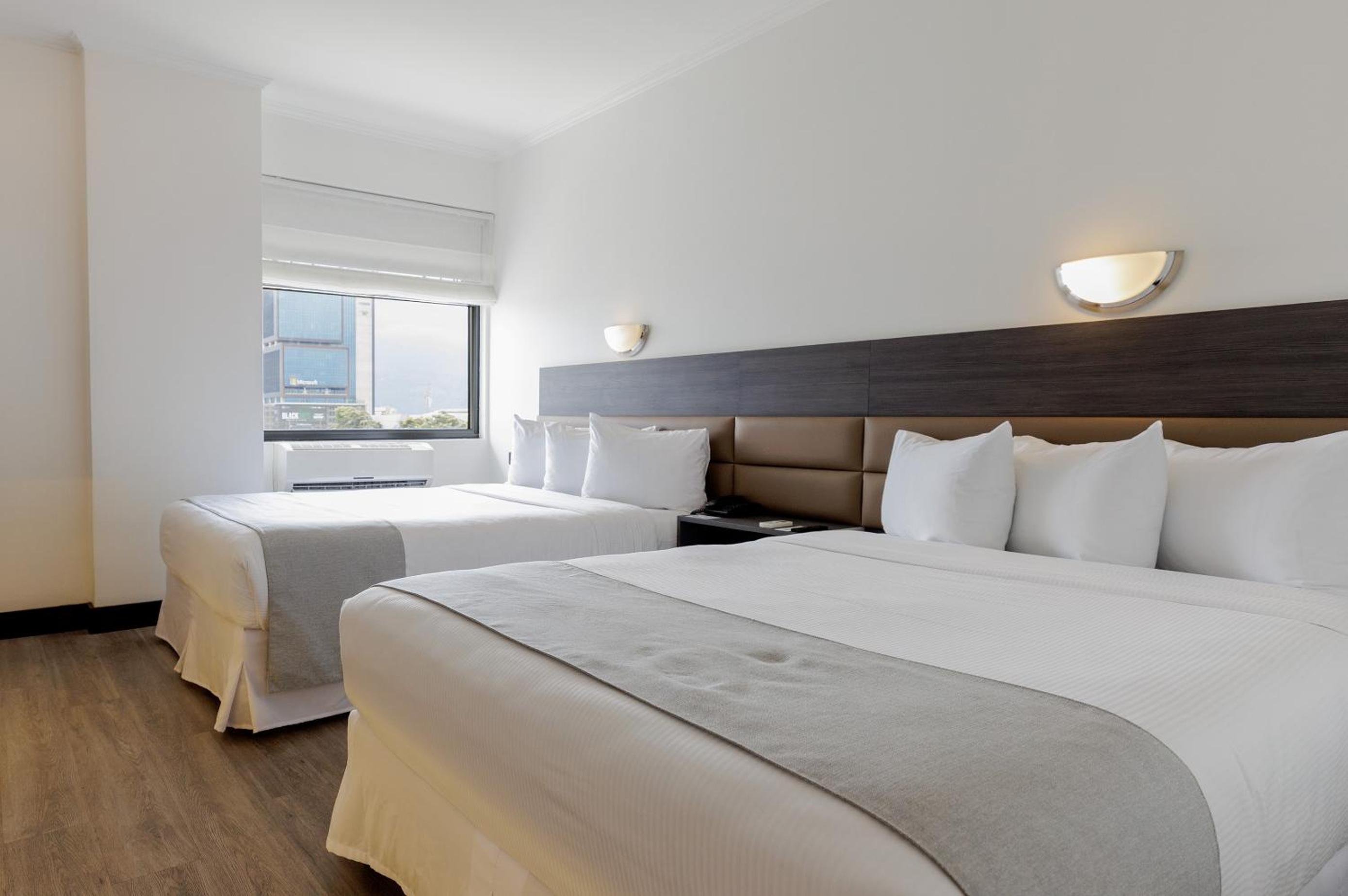 Executives & Travelers 2 Full Beds