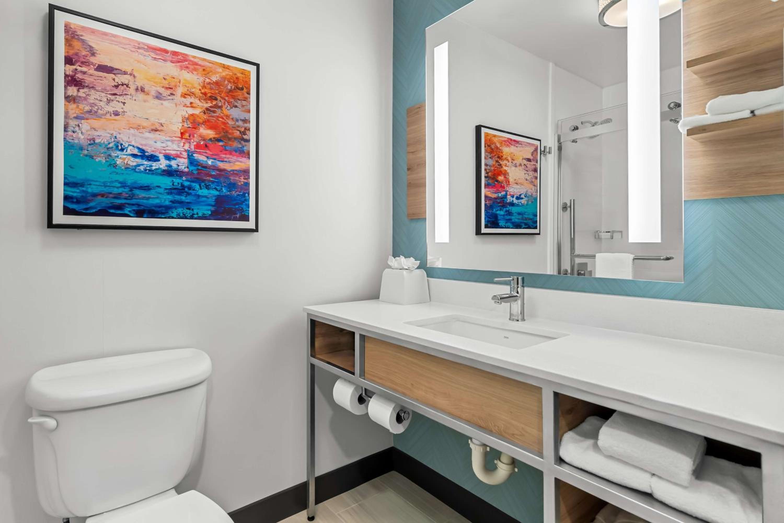 Junior King Suite with Seating Area