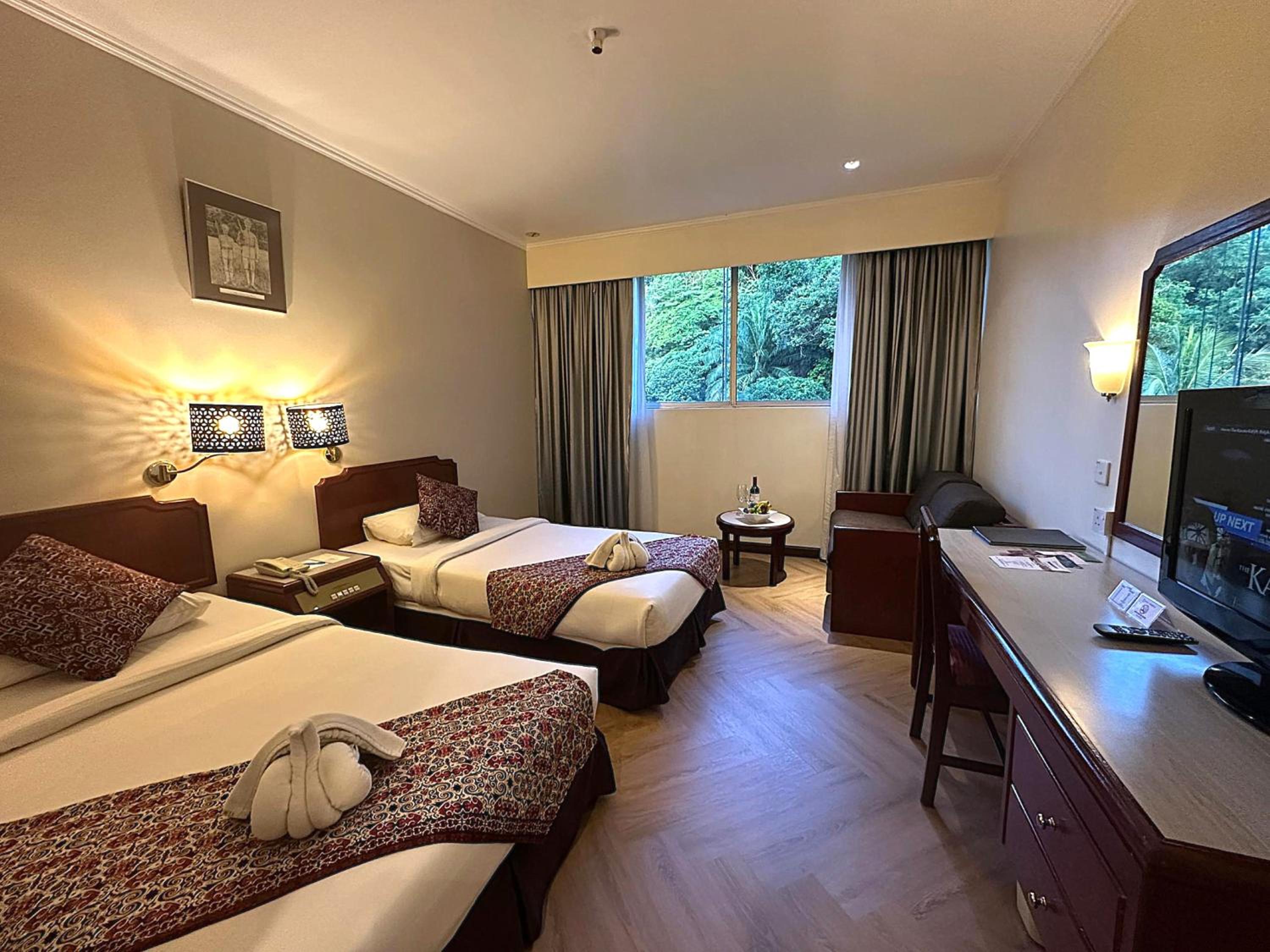 Superior Twin Hill View Room