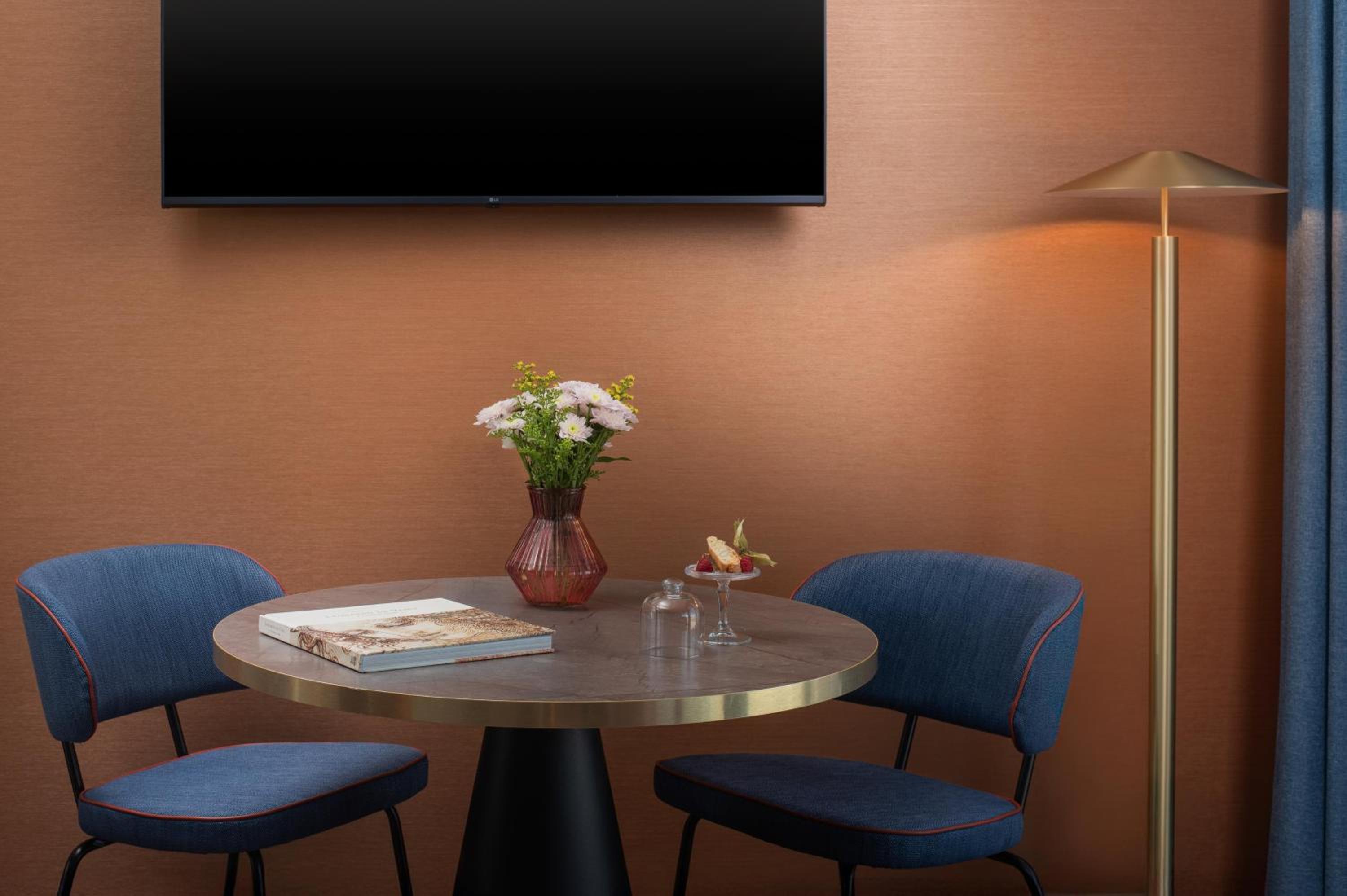 Junior Suite with View and Terrace