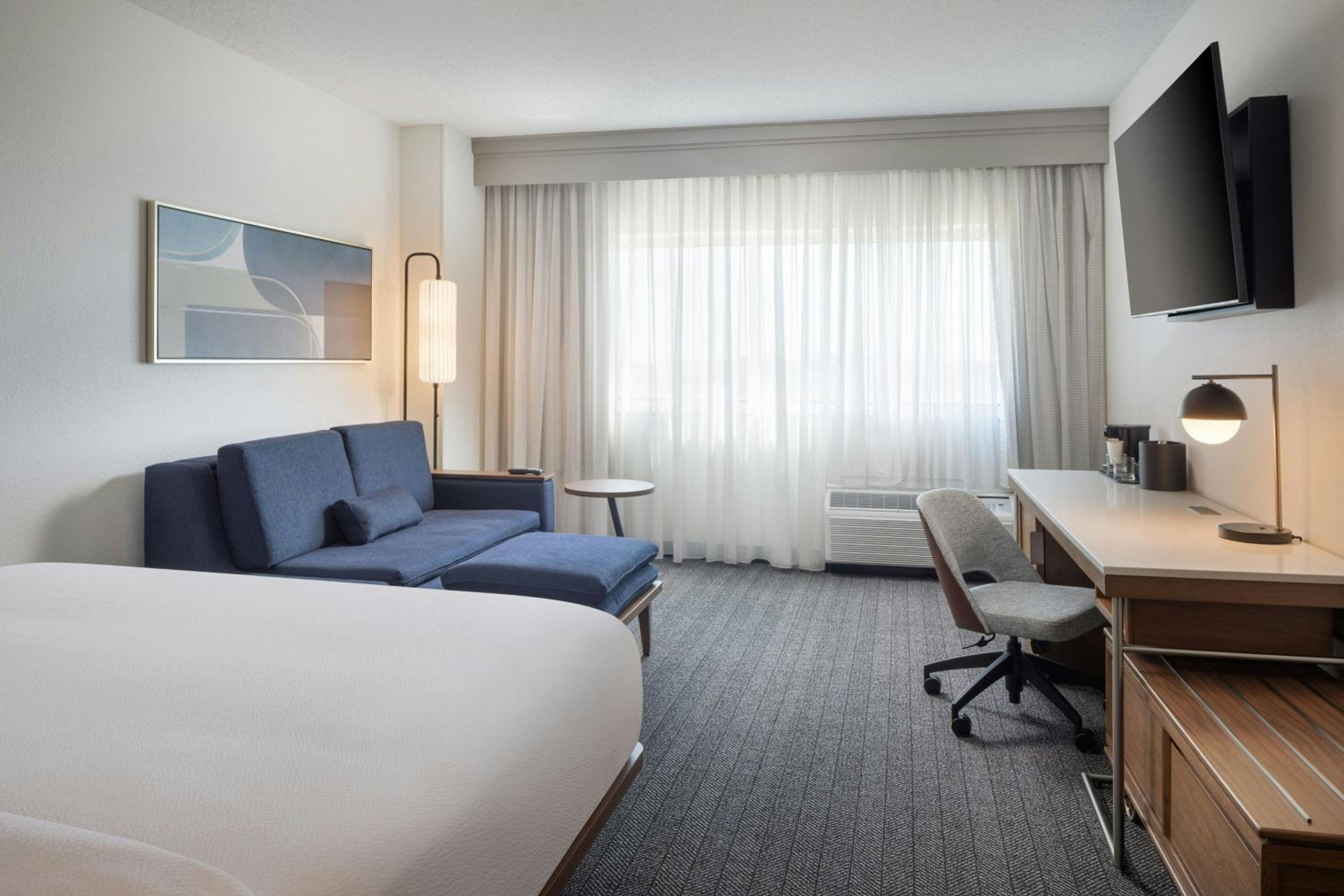 King Room with Sofa Bed