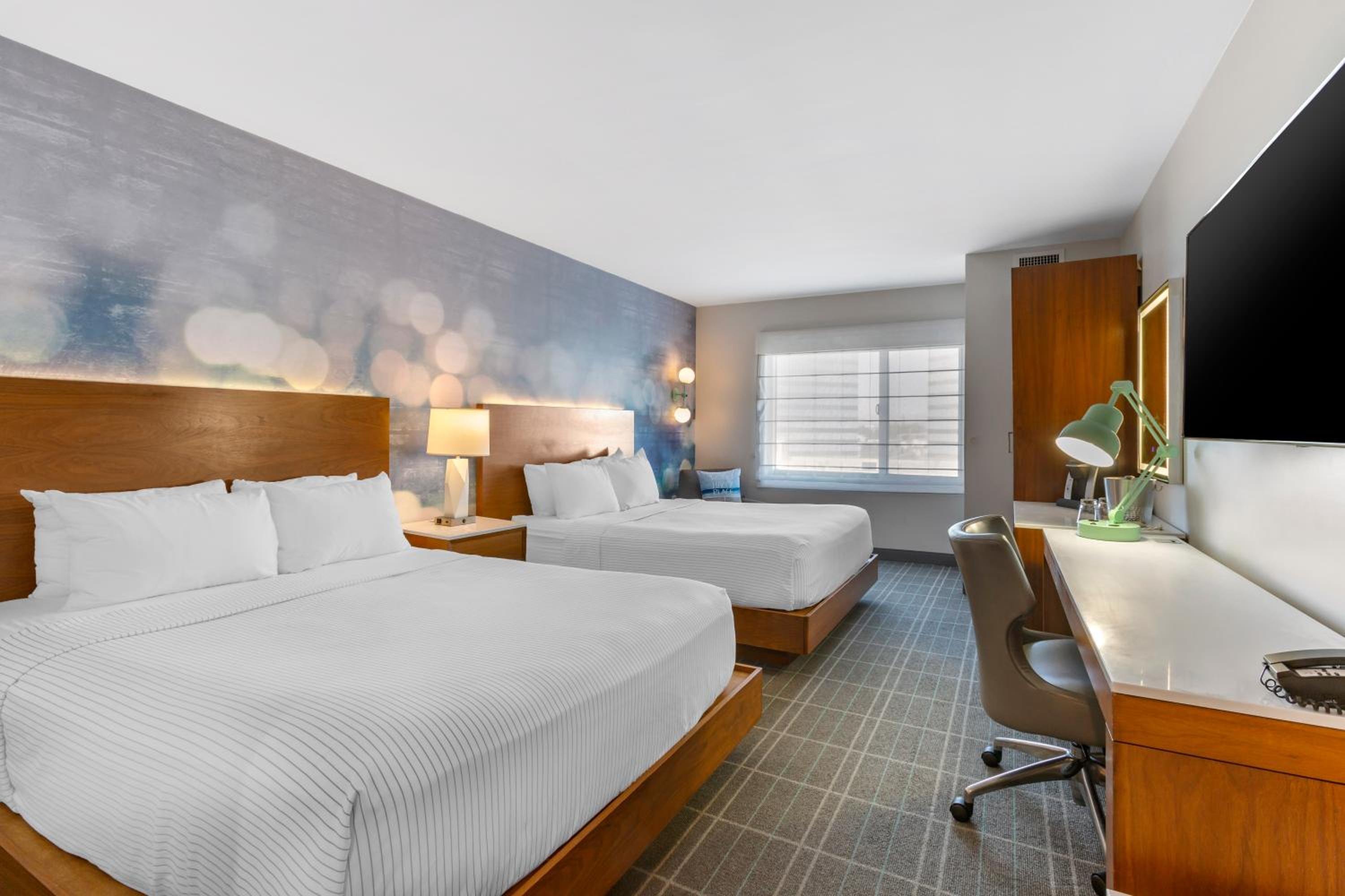 Standard Room, 2 Queen Beds, Non Smoking
