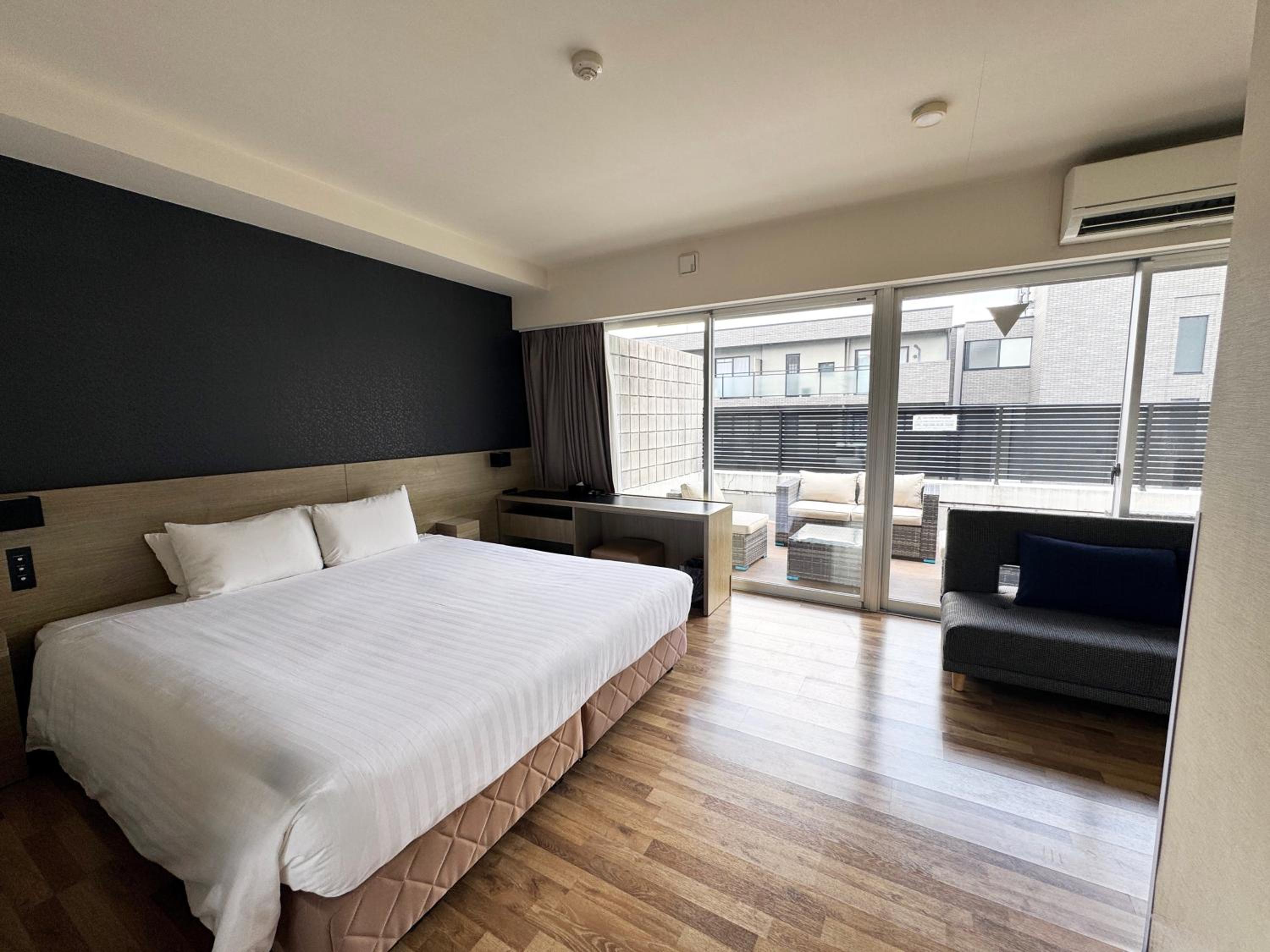 Roof King Room with Sofa bed - North Wing