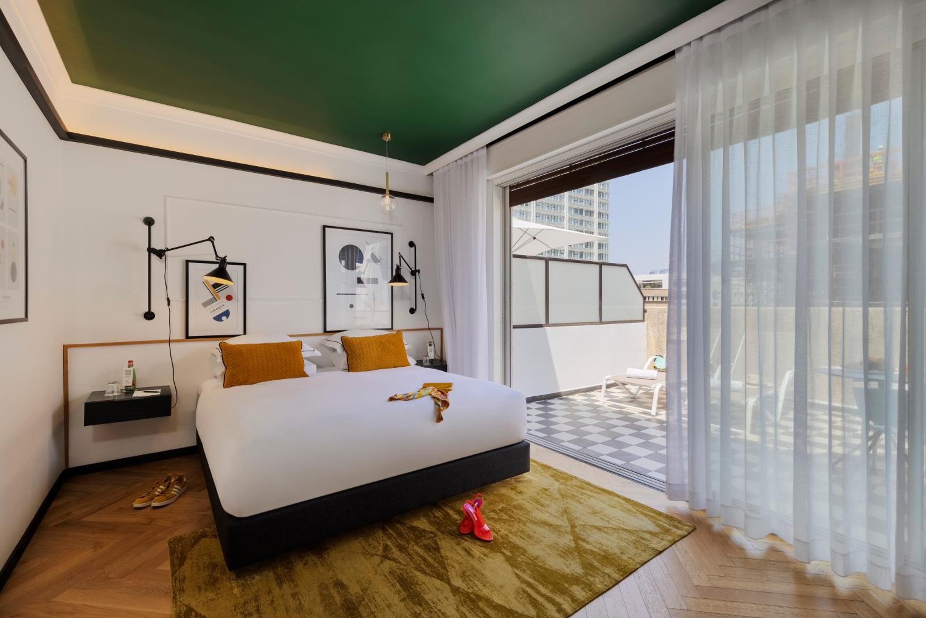 Terrace Room