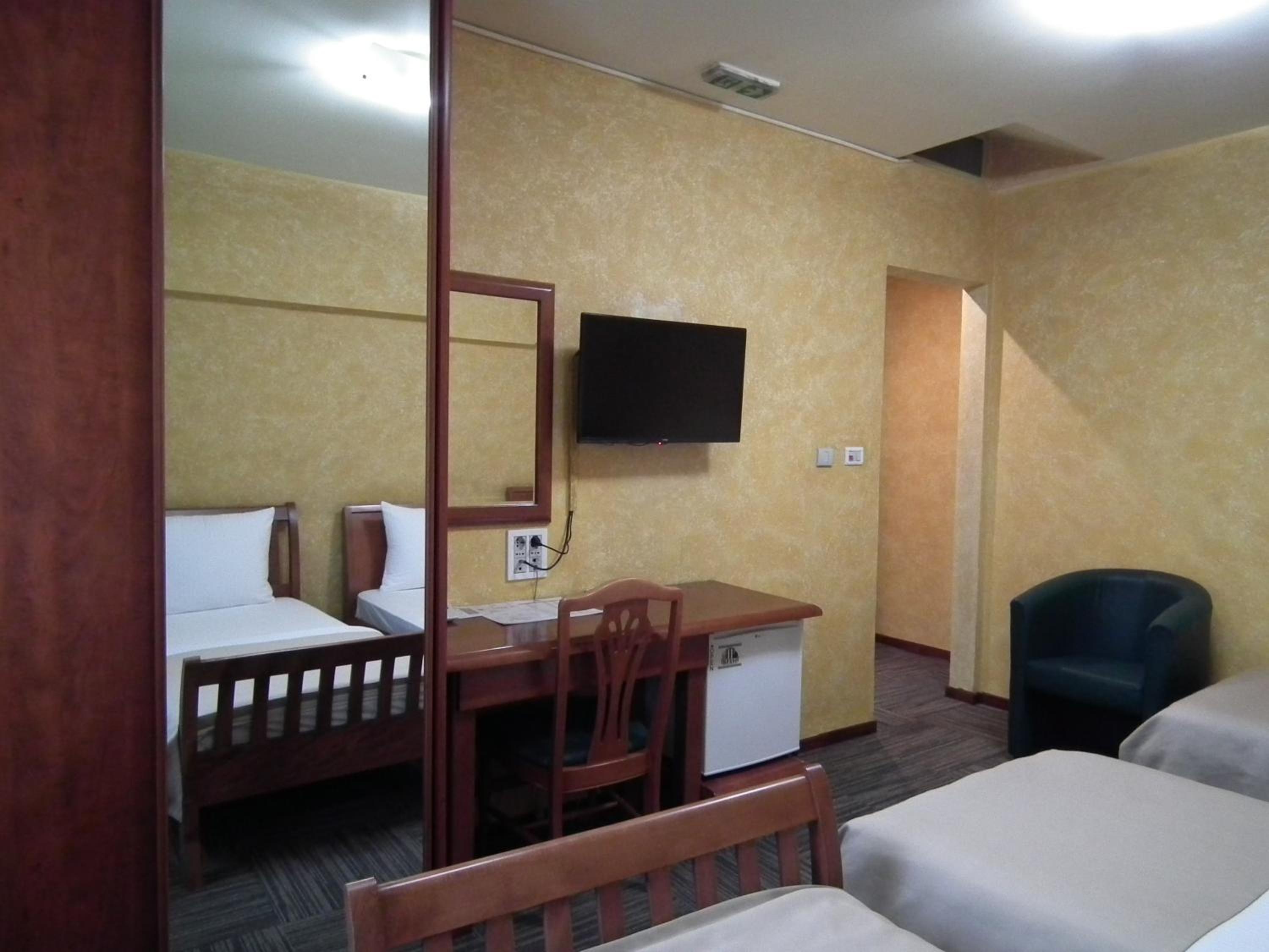 Classic Triple Room