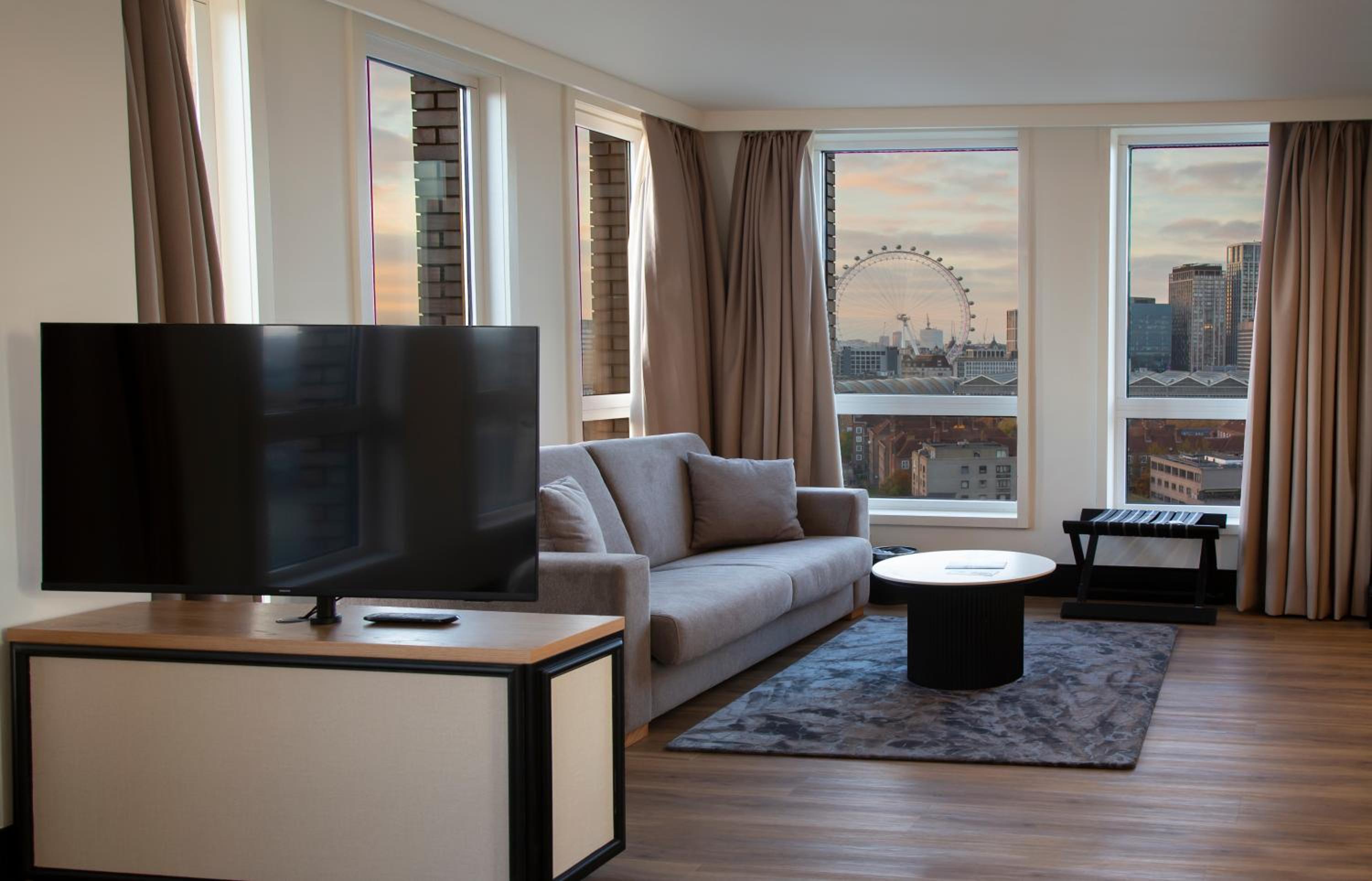 Junior Suite London Eye