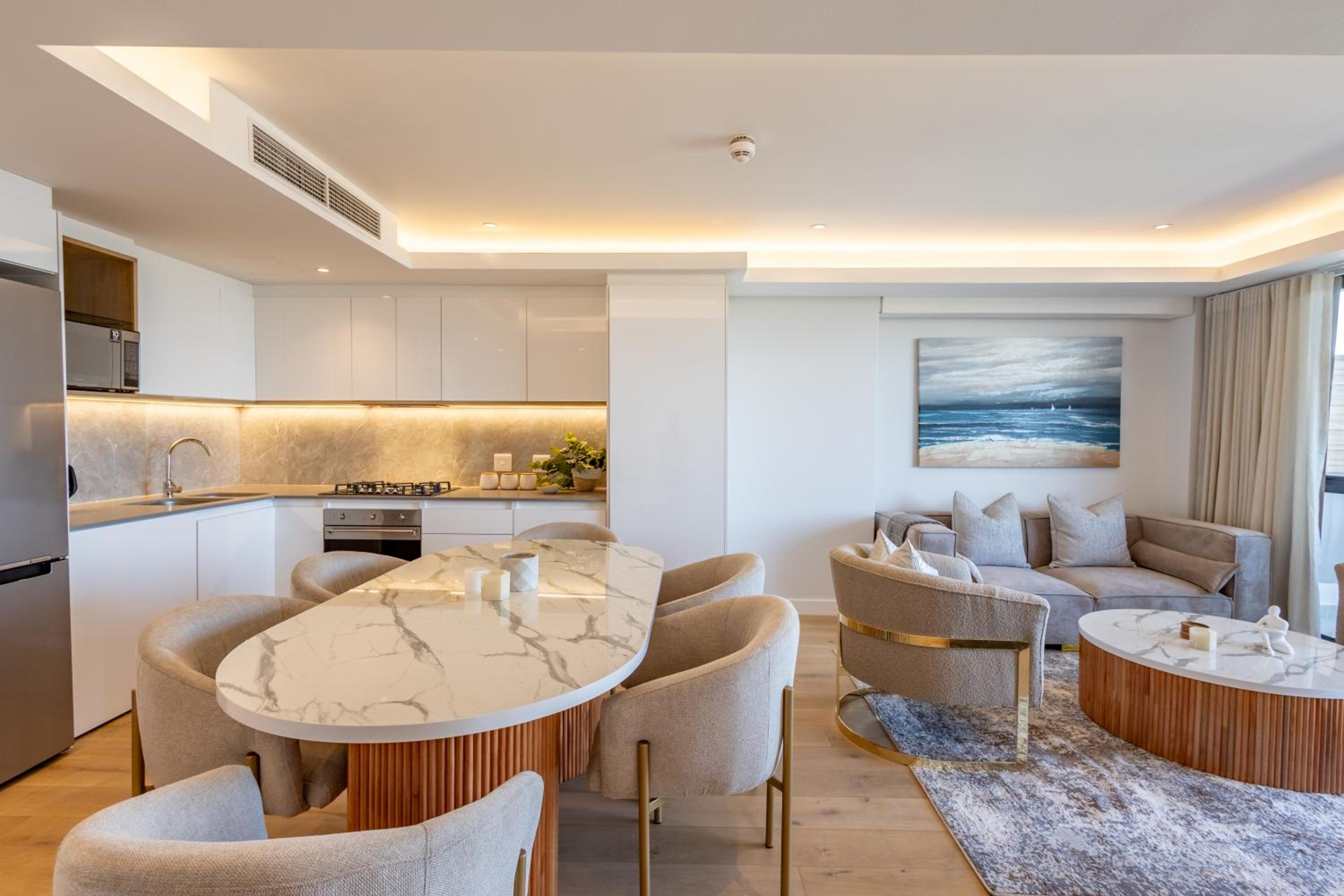 Three Bedroom Luxury Apartment 205