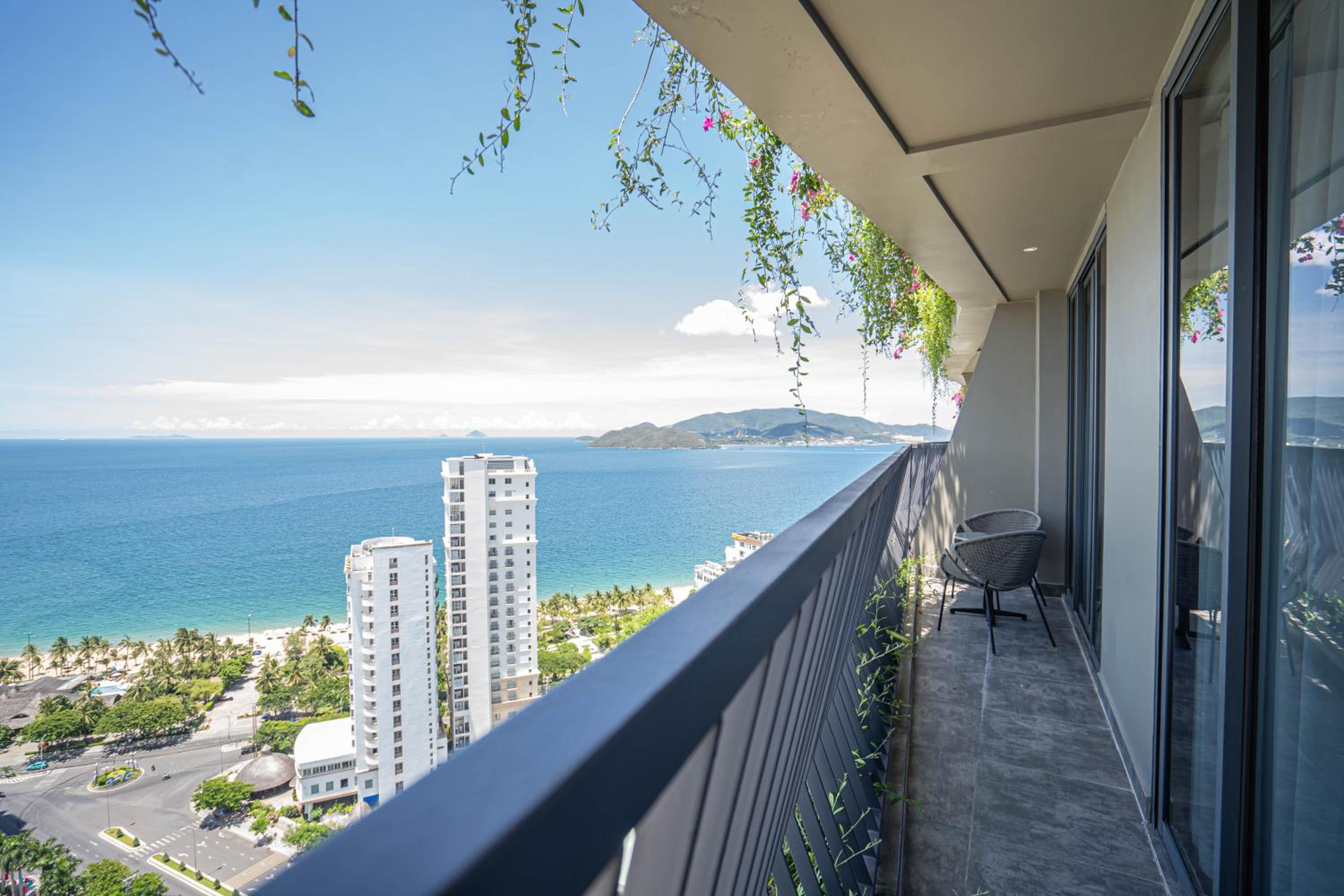 Lotus Paradise Oasis - 2 Bedrooms