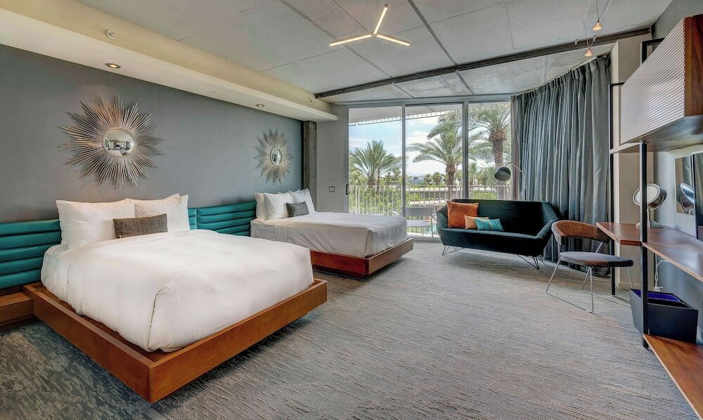 Tower Signature Double