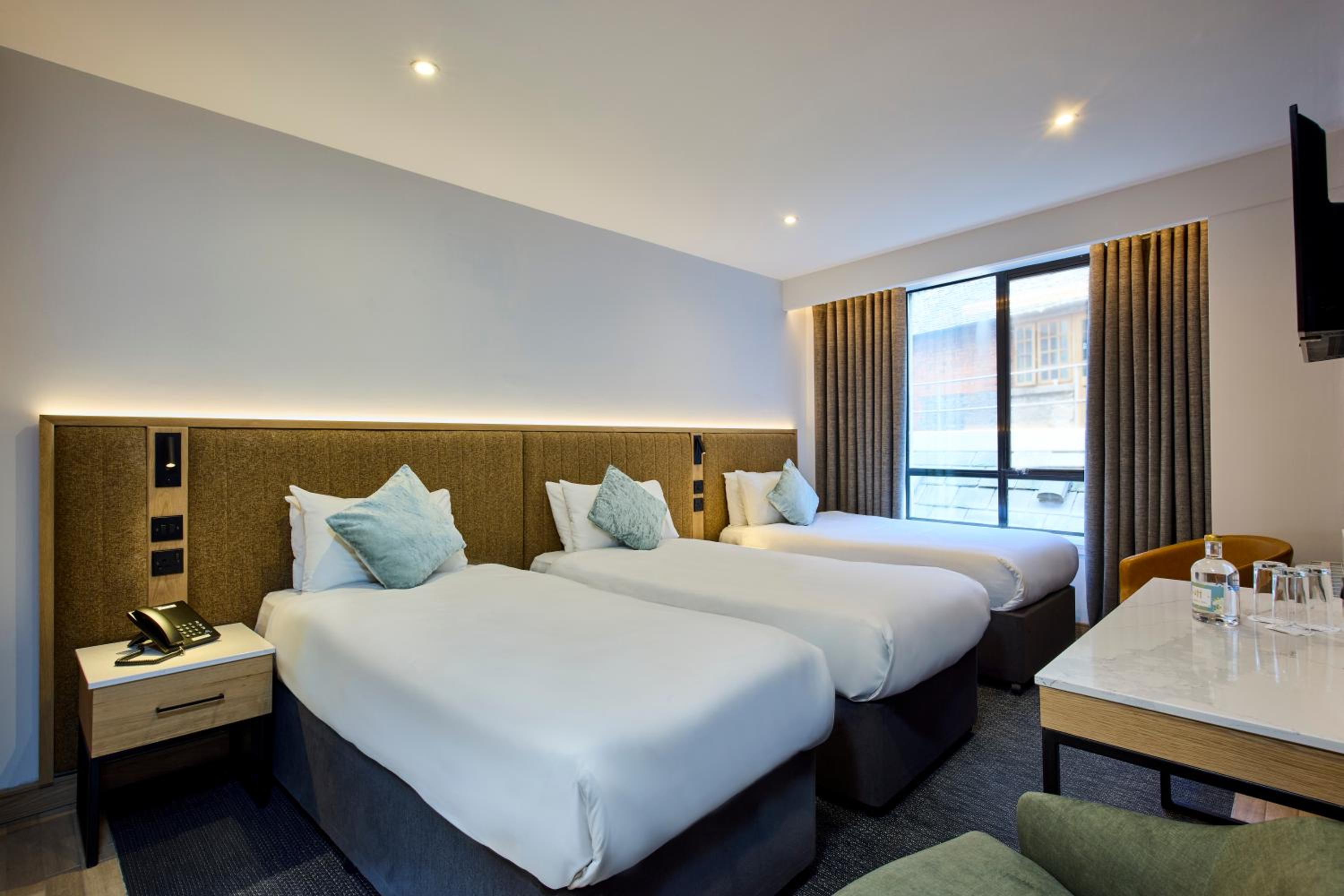 Superior Triple Room