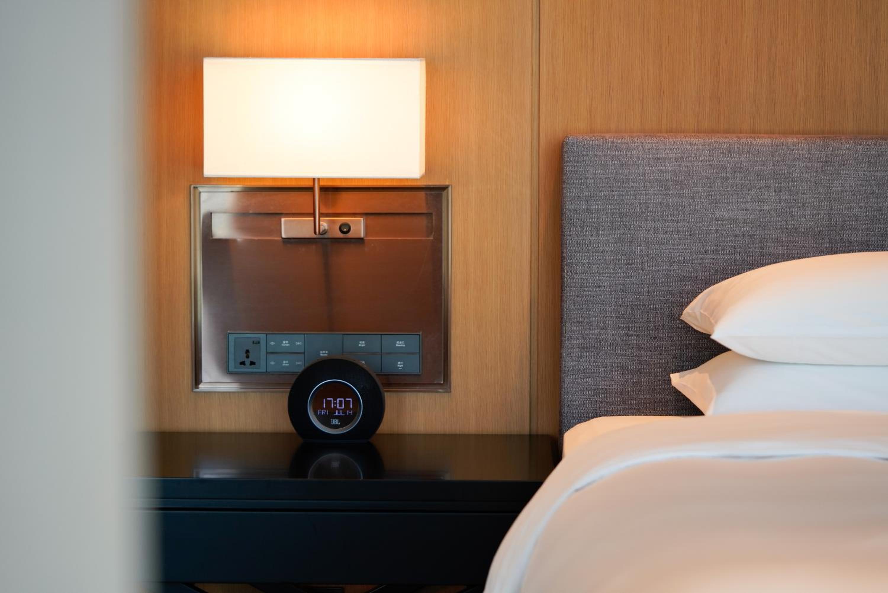 King Room with Mountain View