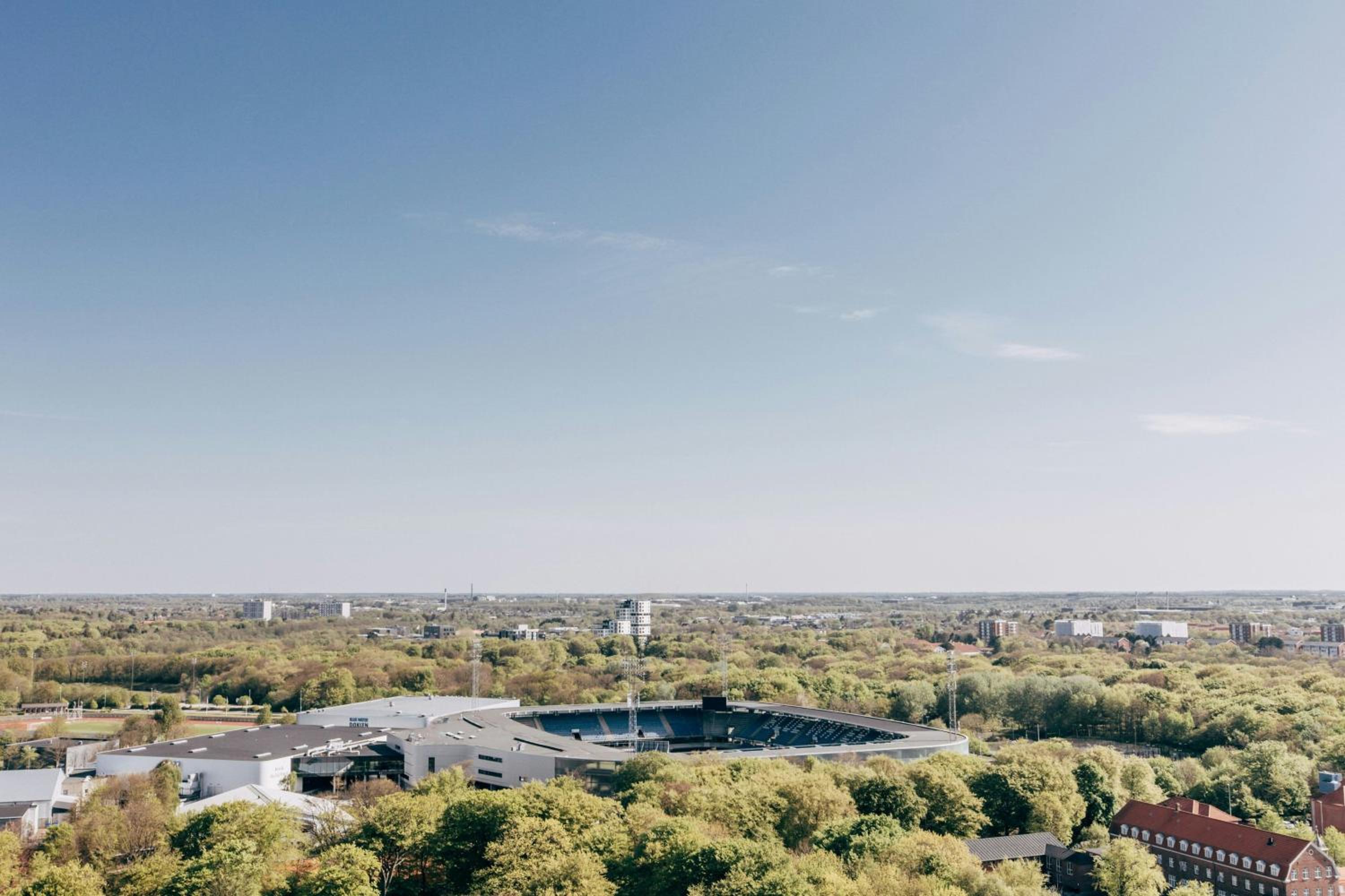 Family Studio with King and Sofa Bed - Sky View