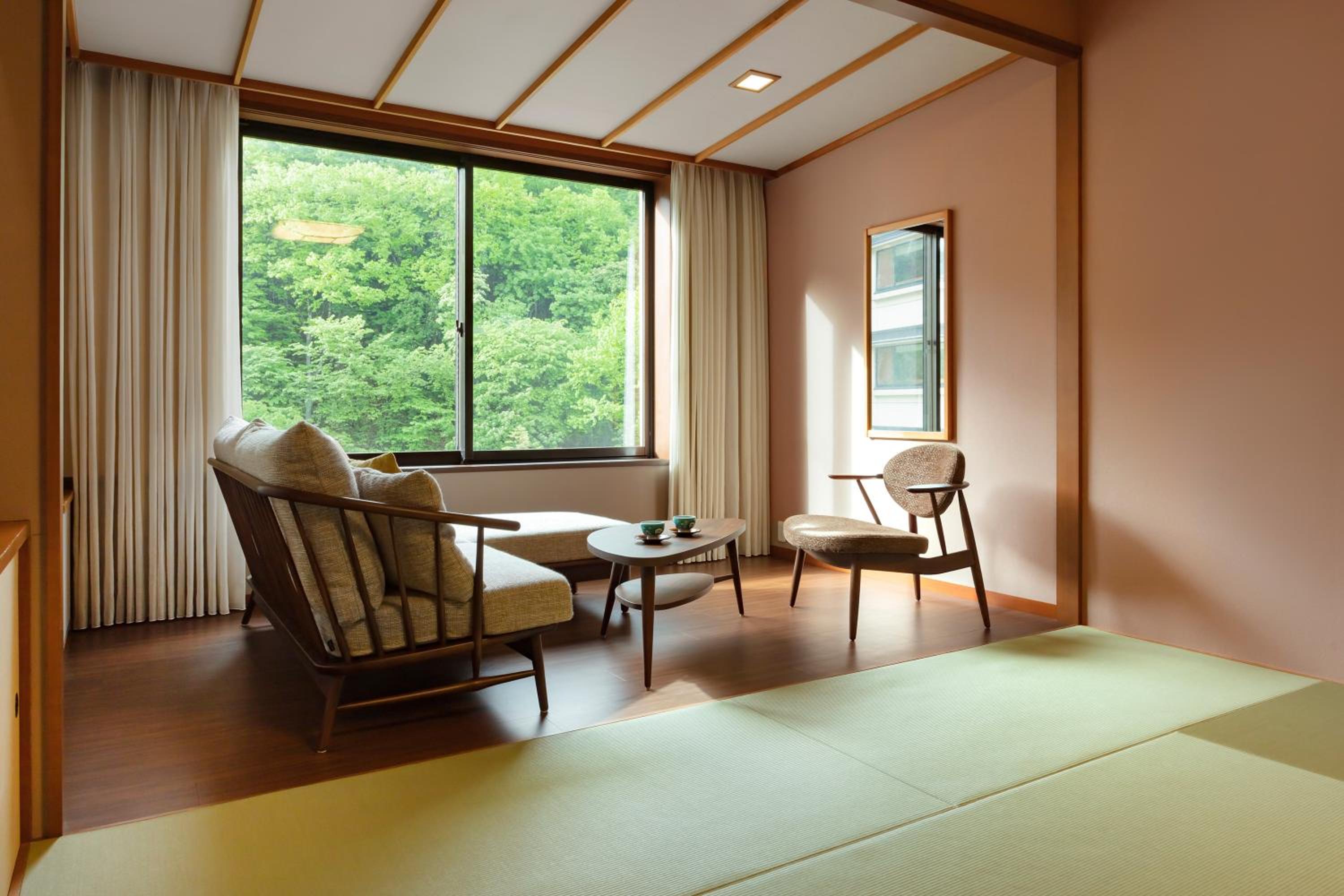 Deluxe Japanese-Style Room with Garden View-Main BLD