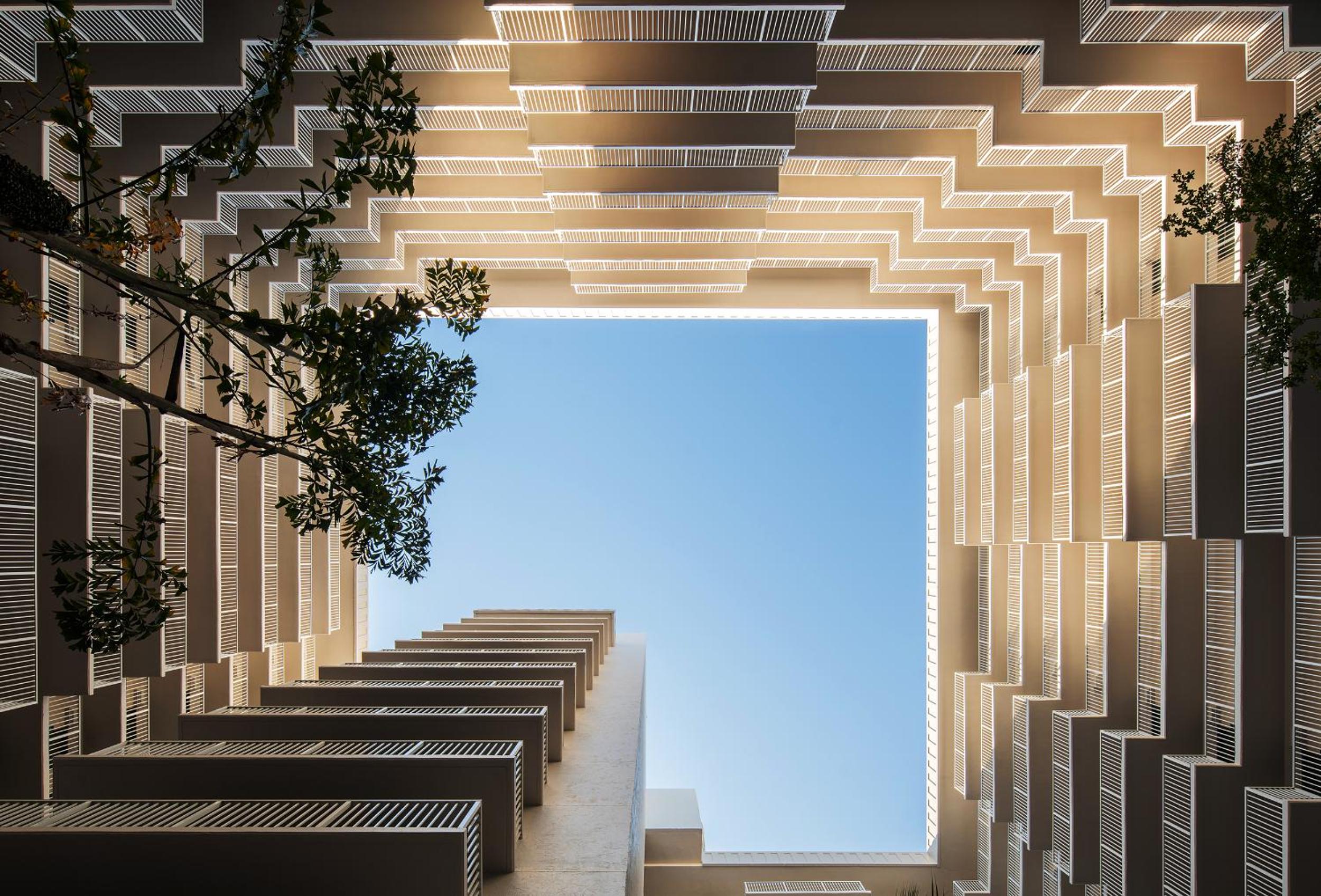 Deluxe Tower King Room - Non-Smoking