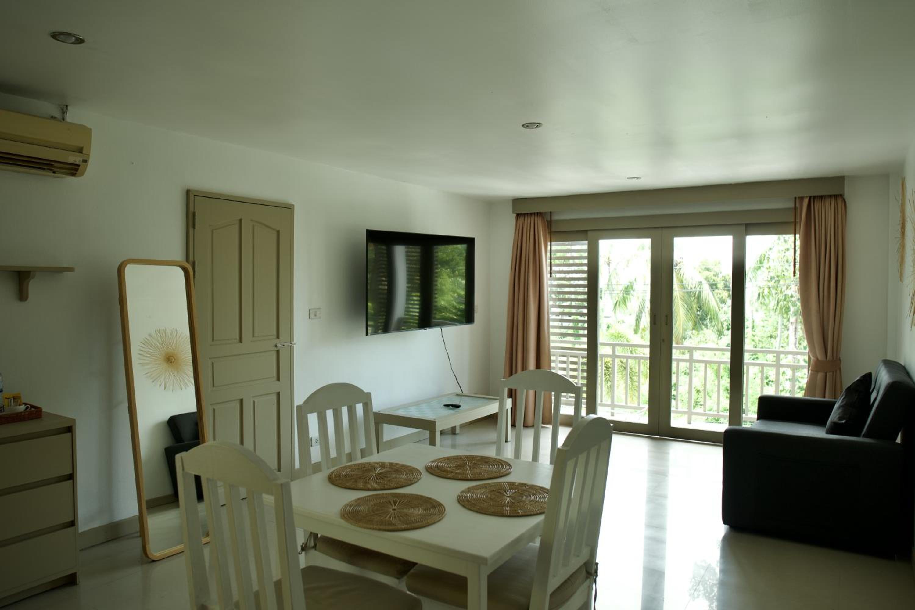 Apartment with Balcony