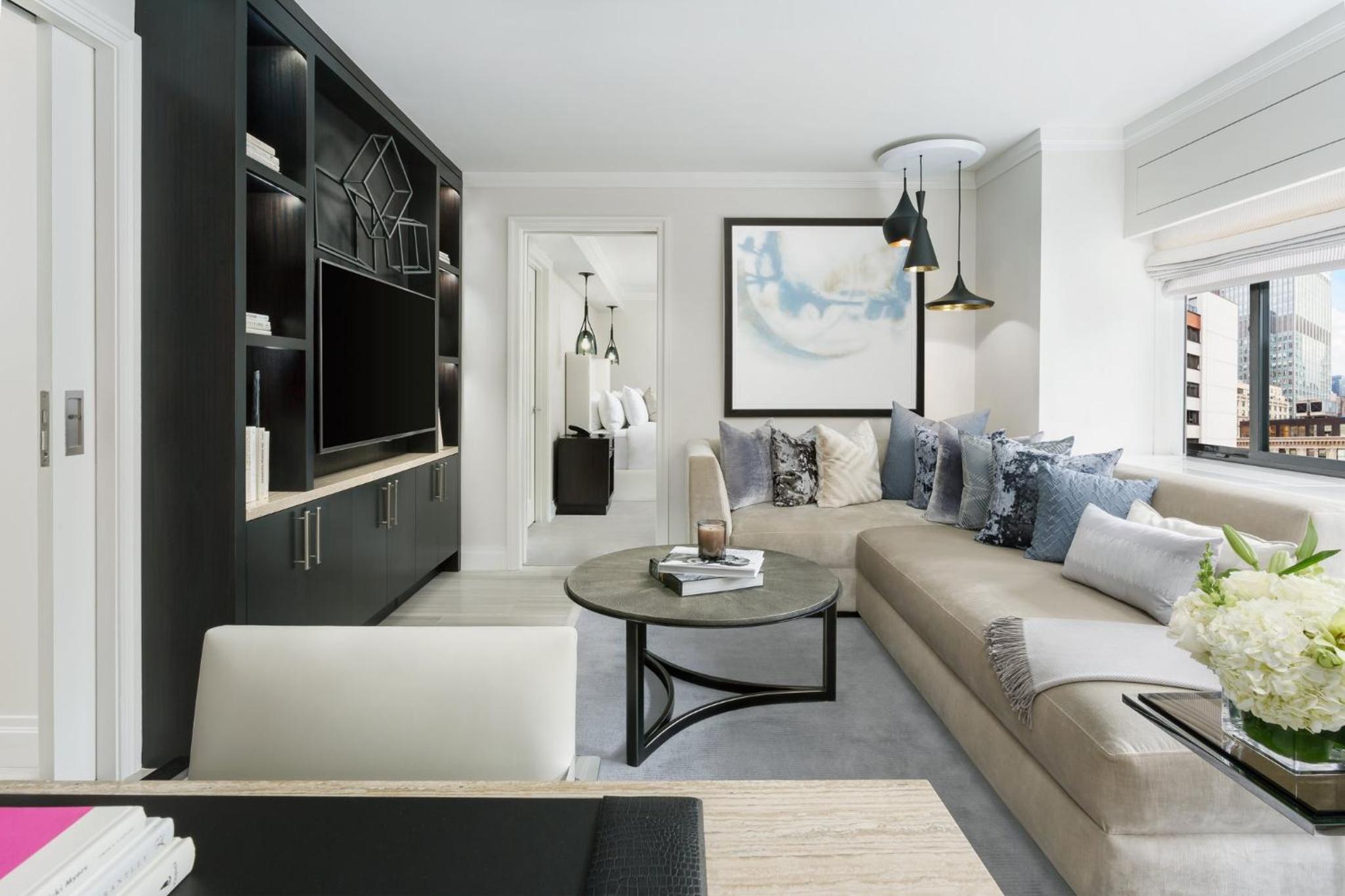 Presidential King Suite Manhattan Floor - Recently Renovated