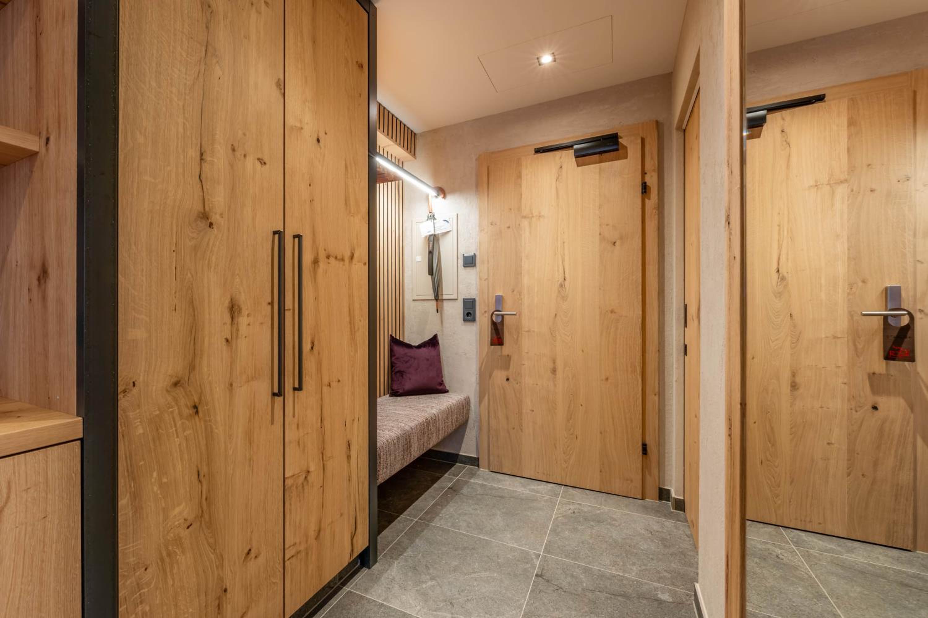 Deluxe Double Room with Extra Bed