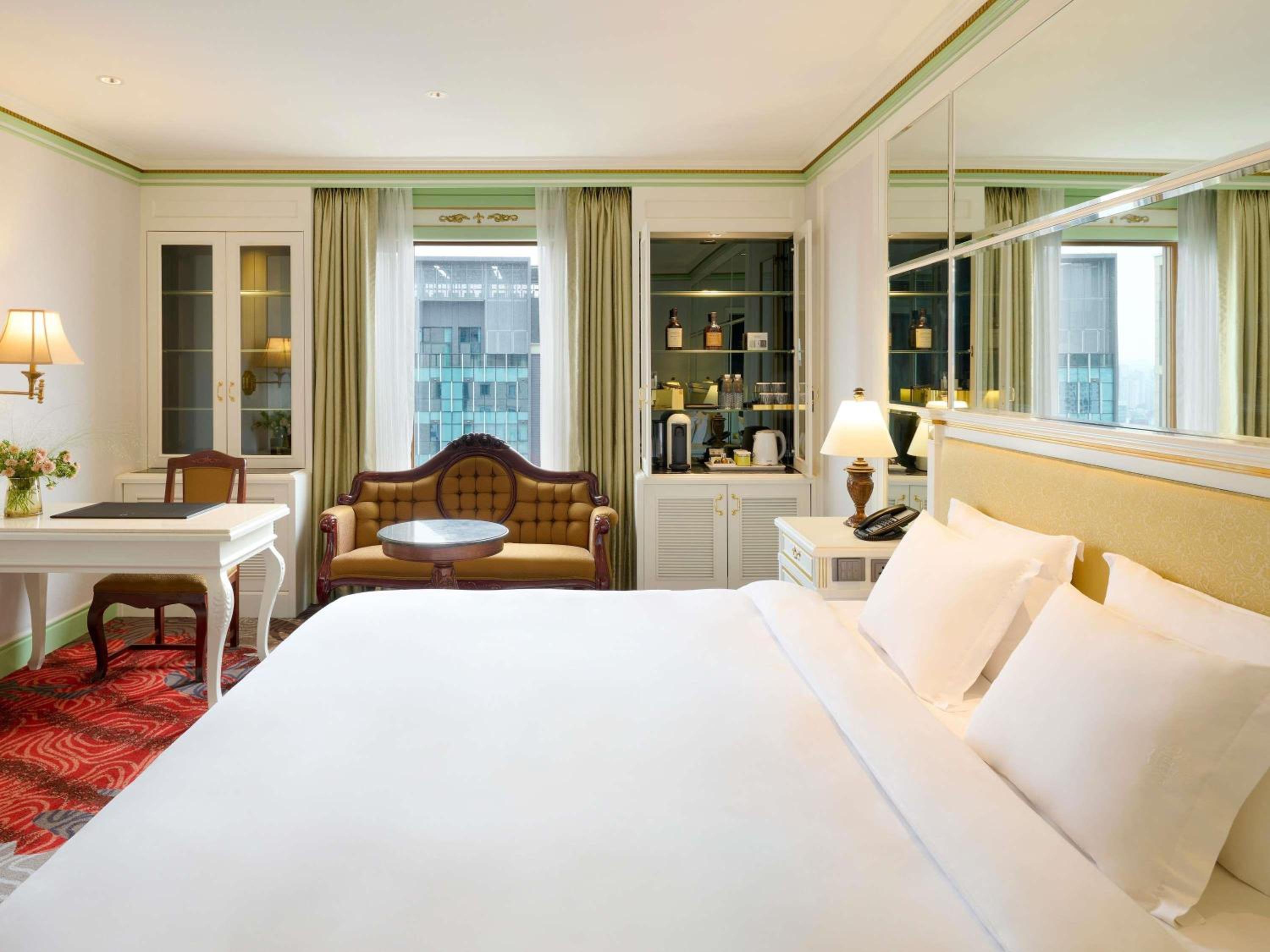 Deluxe - 1 king size bed