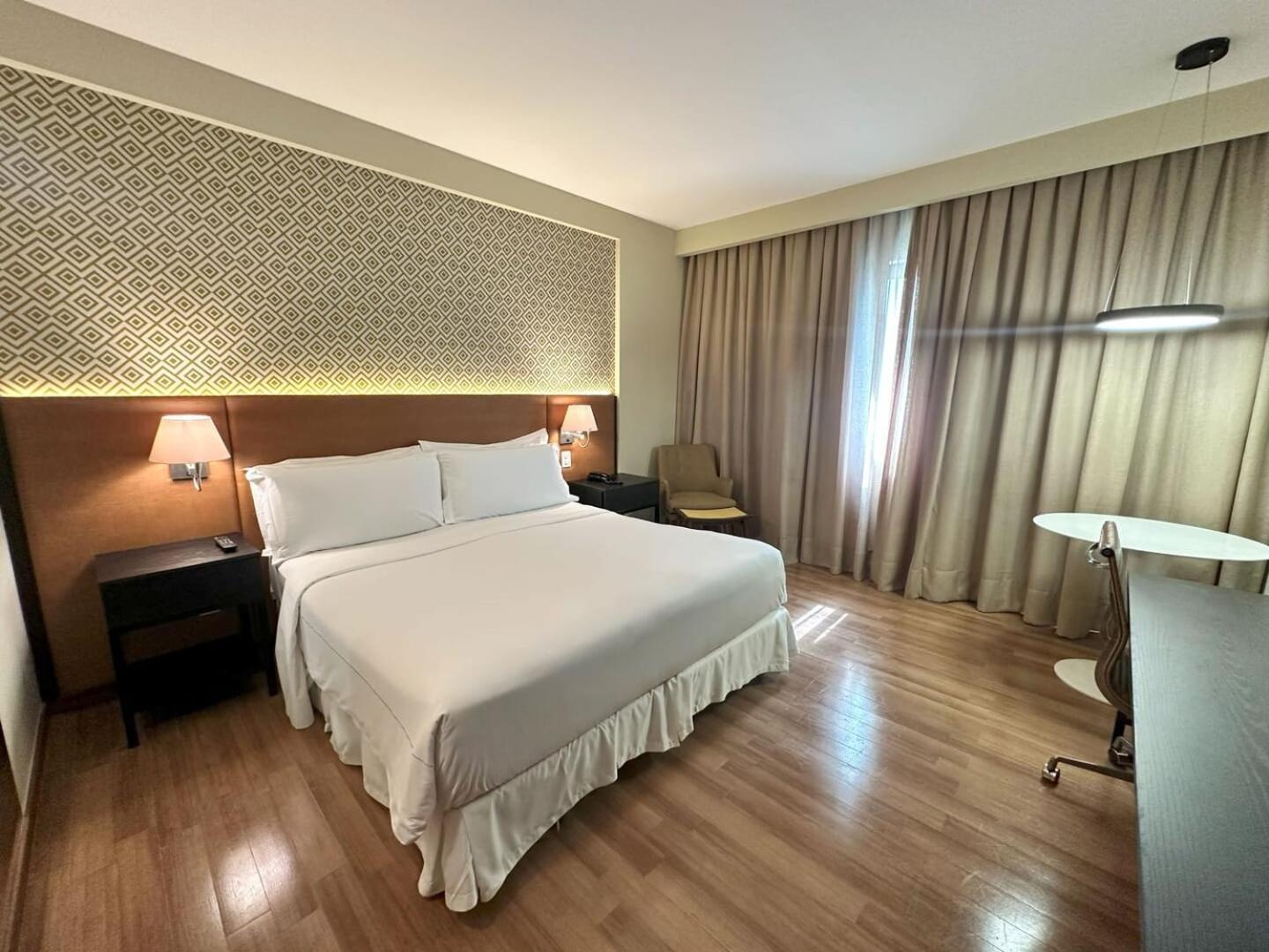 Premier Single Room
