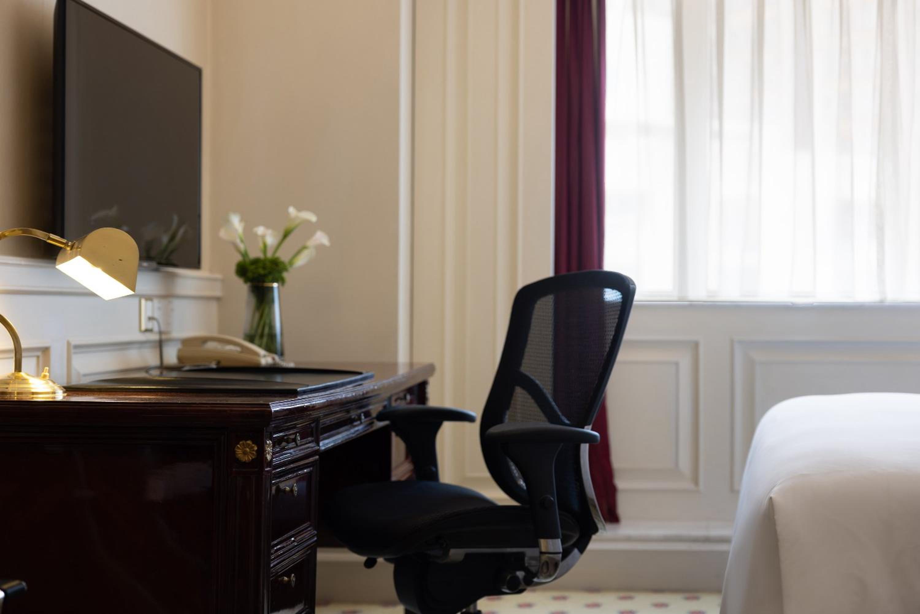 Standard King Room - High Floor