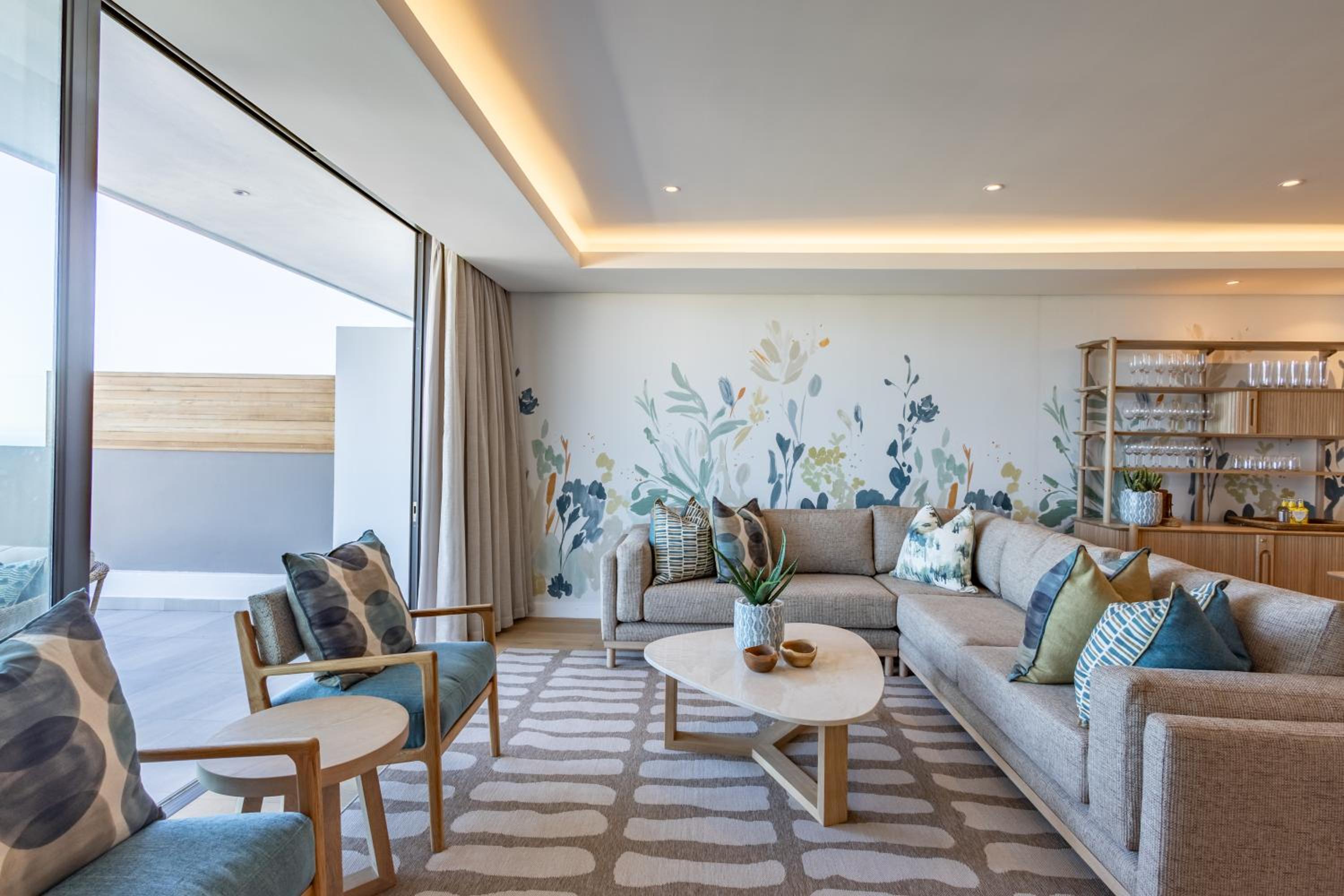 Three Bedroom Luxury Superior Apartment 303